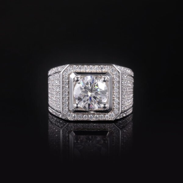 O1CN01fNXnGy25TsXl20Cf9_!!2217006067528-0-cib S925 Silver Wedding Ring 1CT Moissanite Man Ring With GRA Certificate
