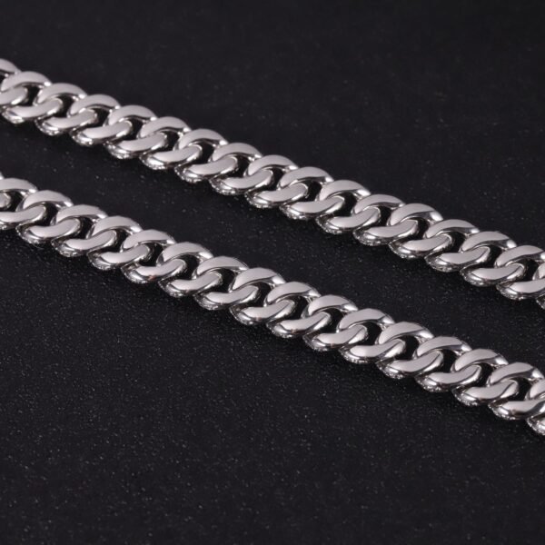 S925 Silver Cuban Chain 8mm Moissanite Necklace