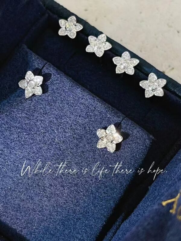 微信图片_20241017103310 SGARIT Fine Jewelry Manufacturer Real 18k Gold Jewellery Natural Diamond butterfly Earrings
