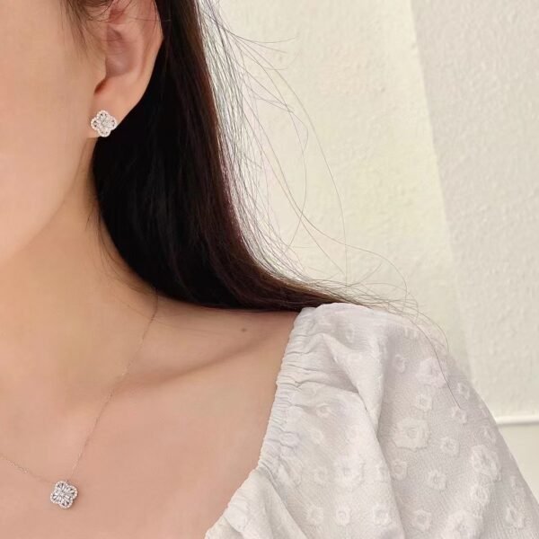 SGARIT Fine Jewelry Factory Real 18k Gold 0.48CT Jewellery   Natural Diamond Four Leaf Clover Earrings For Women