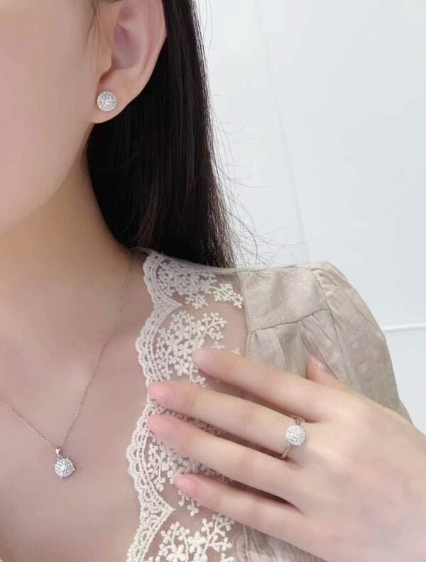 微信图片_202410171035512 SGARIT Fine Jewelry Manufacturer Solid 18k Gold 0.6CT Jewellery Natural Diamond Four Leaf Clover Earrings For Women