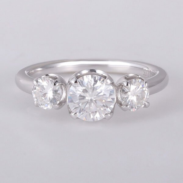 5排左 Sgarit Fine Jewelry Manufacturer 18K White Gold 2CT Moissanite Round Brilliant Cut White Lab Diamond Wedding Ring Jewelry