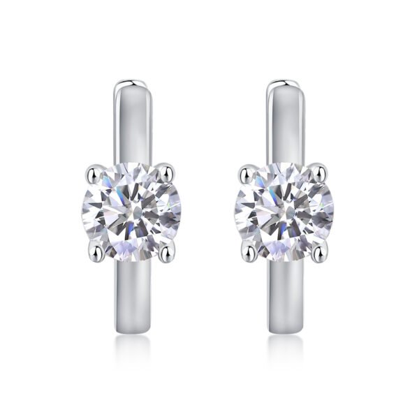 O1CN011iAKBV1QJRJWSPlXy_!!2209390841955-0-cib Sgarit Fashion Jewelry S925 Sterling Silver 0.5Ct Moissanite Earrings Classic Jewellery