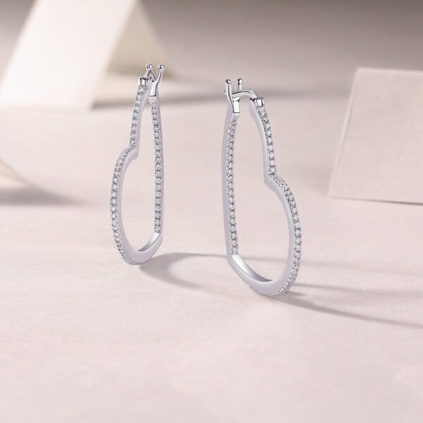 O1CN01DjxXTF2AkQuvxzLXo_!!1110428241-0-cib Sgarit Fashion Jewelry S925 Sterling Silver 1Ct Moissanite Heart Earrings Elegant Jewellery