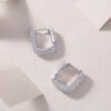 O1CN01HXoRoD1QJRJaLx9wZ_!!2209390841955-0-cib Sgarit Fashion Jewelry S925 Sterling Silver Moissanite Earrings Classic Jewellery