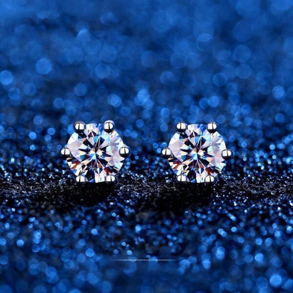 O1CN01UZs6uG1HqZQ1zb7Ir_!!2218755740809-0-cib Sgarit Fashion Jewelry S925 Sterling Silver 1Ct Moissanite Earrings Classic Jewellery