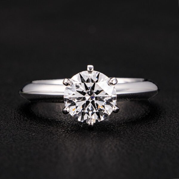 O1CN01VBovd51r5EYZbkzWX_!!2216764805579-0-cib Sgarit 18K Gold 1.5CT CVD Round Brilliant Cut Lab Diamond Ring Jewelry