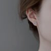 O1CN01Zcm2mI1inofG3yLd1_!!1695904458-0-cib Sgarit Fashion Jewelry S925 Sterling Silver Six Claws White Black Moissanite Earrings Jewellery