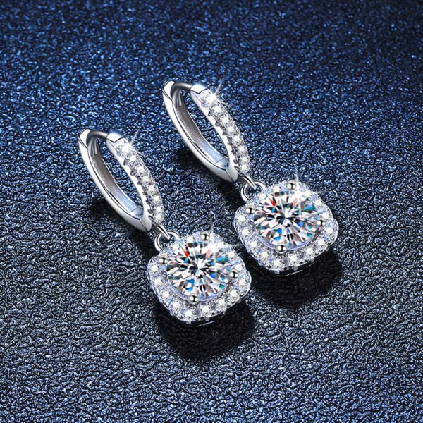 O1CN01d839DU2Br8AlmMEoU_!!2212409298391-0-cib Sgarit Fashion Jewelry S925 Sterling Silver Gold Plated Cushion Cut 2Ct Moissanite Earrings Jewellery