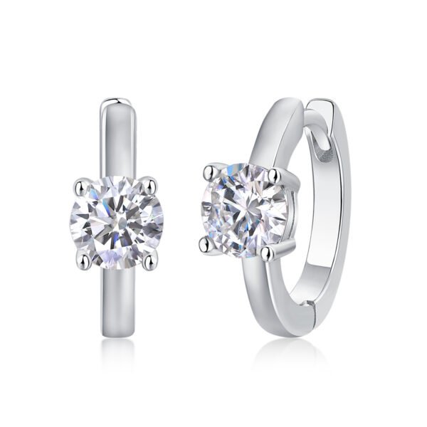 O1CN01o7bT8f1QJRJUKB1s5_!!2209390841955-0-cib Sgarit Fashion Jewelry S925 Sterling Silver 0.5Ct Moissanite Earrings Classic Jewellery