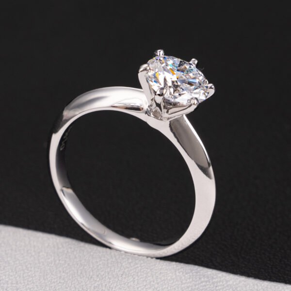 O1CN01vzwdVL1r5EYZZaiaZ_!!2216764805579-0-cib Sgarit 18K Gold 1.5CT CVD Round Brilliant Cut Lab Diamond Ring Jewelry