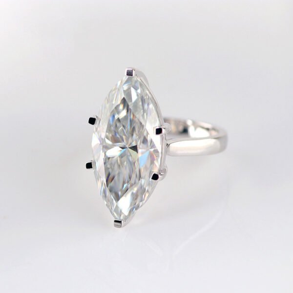 O1CN01x1Hm2e1h8IxmPJOrI_!!2215394124232-0-cib Sgarit Fine JewelleryManufacturer 18K White Gold 1/2CT Marquise Cut White Moissanite Wedding Ring Jewelry