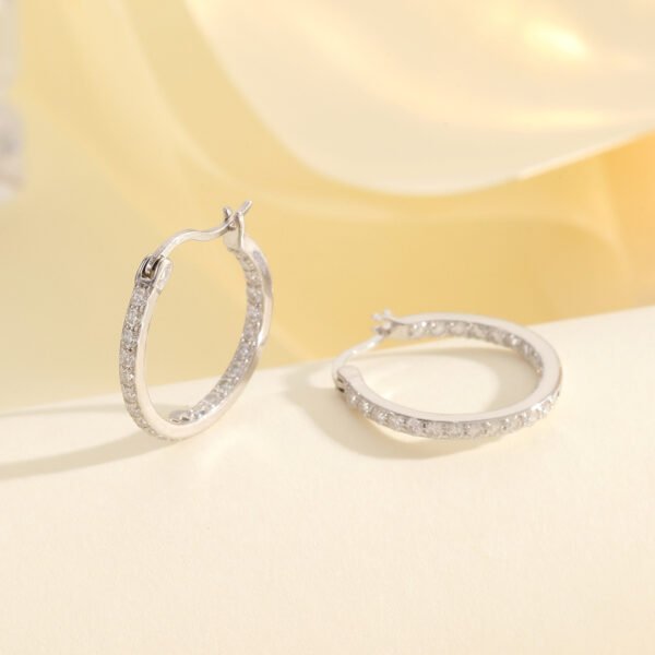 O1CN01ydA6xk2NDzwMC7rfZ_!!3878509930-0-cib Sgarit Fashion Jewelry S925 Sterling Silver 0.92Ct Moissanite Earrings Jewellery