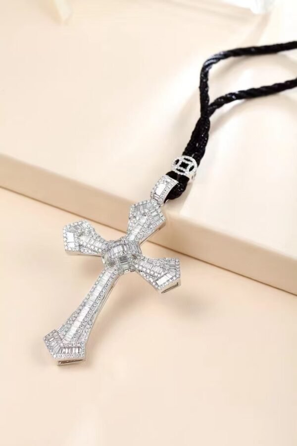 Sgarit Fine Jewelry Solid 18K White Gold 2.418Ct Natural Diamond Side Stone 2.030Ct Pendant Jewellery