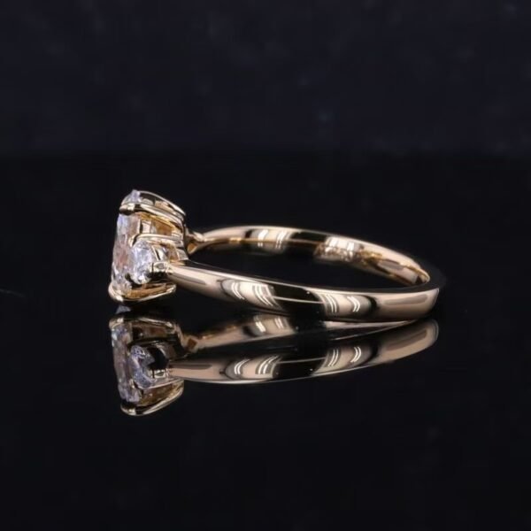 微信图片_20241107140116 Sgarit Fine Jewelry Solid 18K Gold 1Ct Oval Cut Lab Diamond Ring Jewellery