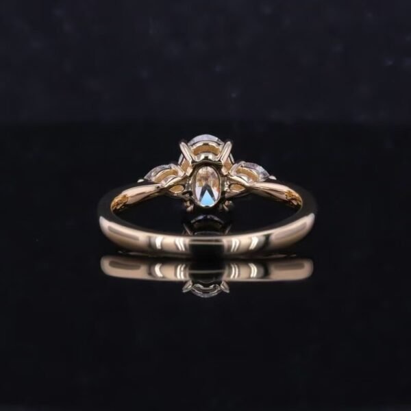 微信图片_20241107140119 Sgarit Fine Jewelry Solid 18K Gold 1Ct Oval Cut Lab Diamond Ring Jewellery