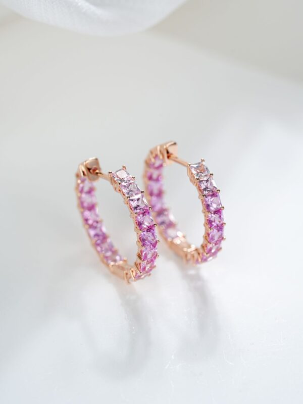 微信图片_20241118114547 Sgarit Fine Jewelry 18K Gold 2.5Mm Natural Color Sapphire Gemstone Earrings Jewellery