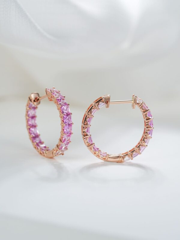 微信图片_20241118114553 Sgarit Fine Jewelry 18K Gold 2.5Mm Natural Color Sapphire Gemstone Earrings Jewellery