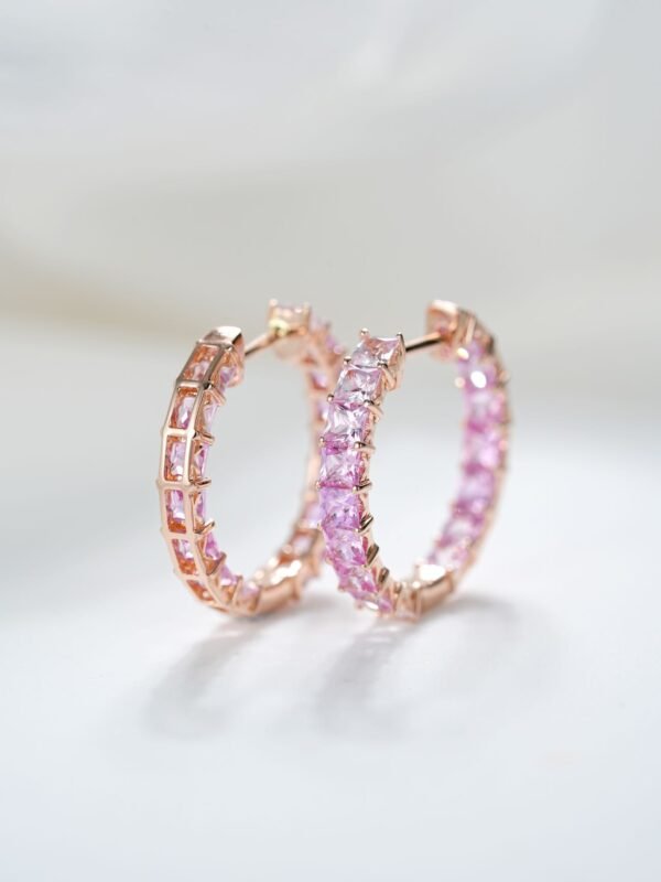 微信图片_20241118114558 Sgarit Fine Jewelry 18K Gold 2.5Mm Natural Color Sapphire Gemstone Earrings Jewellery
