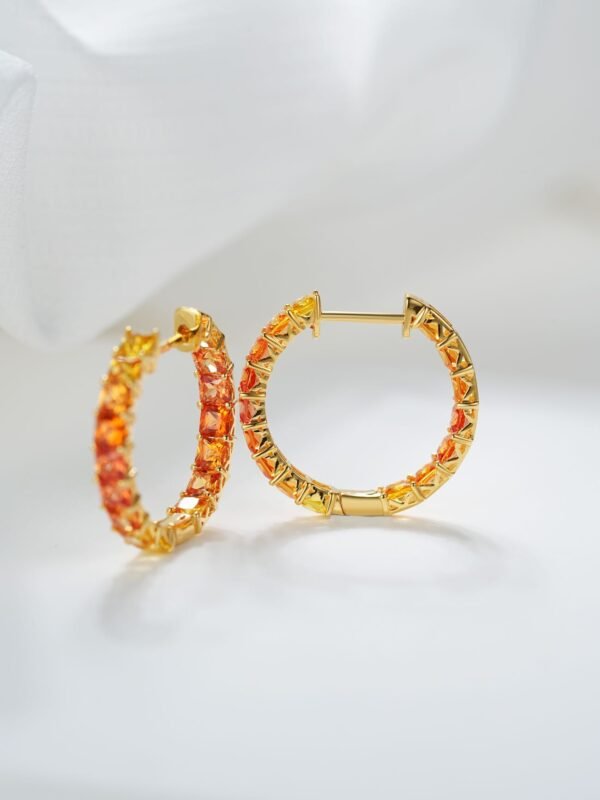 微信图片_20241118114628 Sgarit Fine Jewelry 18K Gold 2.5Mm Natural Color Sapphire Gemstone Earrings Jewellery
