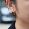 微信图片_20241118114647 Sgarit Fine Jewelry 18K Gold 2.5Mm Natural Color Sapphire Gemstone Earrings Jewellery