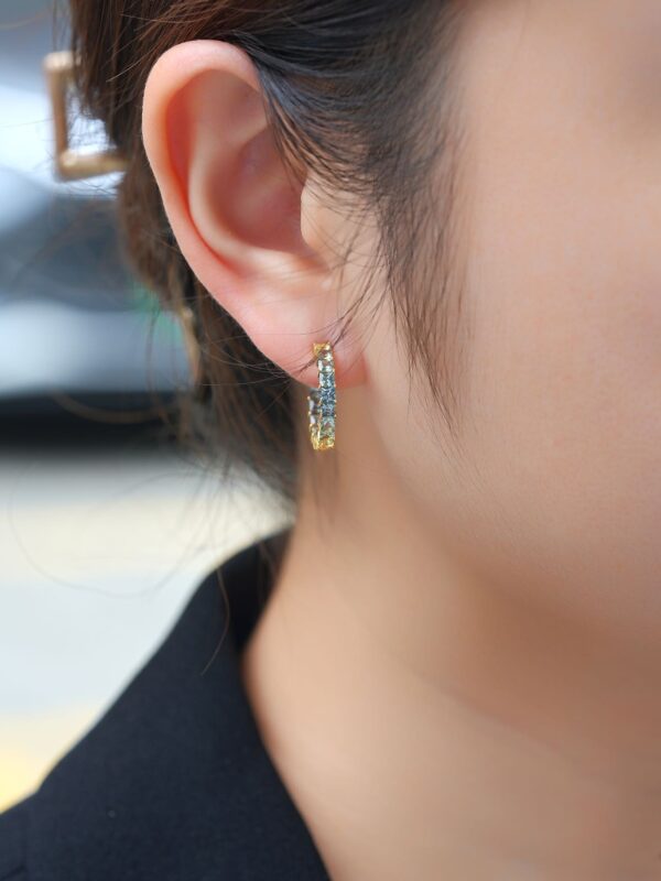 微信图片_20241118114732 Sgarit Fine Jewelry 18K Gold 2.5Mm Natural Color Sapphire Gemstone Earrings Jewellery