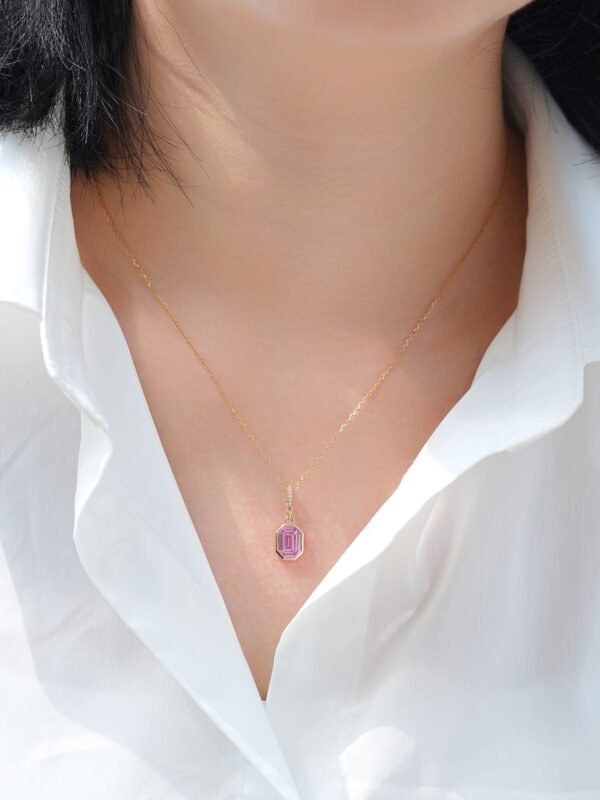 微信图片_20241118115217 Sgarit Fine Jewelry 18K Gold 0.66Ct Pink Sapphire Natural Gemstone Pendant Jewellery