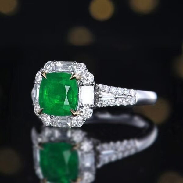 Sgarit Fine Jewelry Manufacturer Real 18K Gold 1.55Ct Natural Gemstone Green Emerald Ring Jewellery