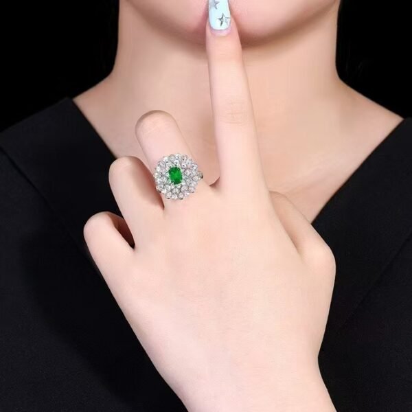 Sgarit Fine Jewelry Manufacturer Real 18K Gold 1.12Ct Natural Gemstone Green Emerald Ring Jewellery