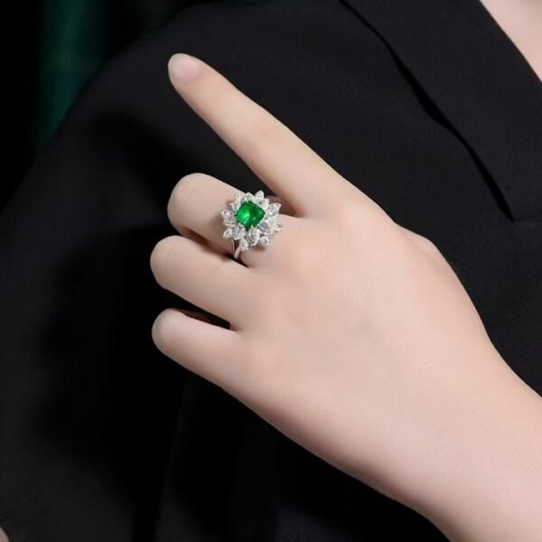 微信图片_202411211703051 Sgarit Fine Jewelry Manufacturer Real 18K Gold 2.56Ct Colombia Natural Gemstone Green Emerald Ring Jewellery