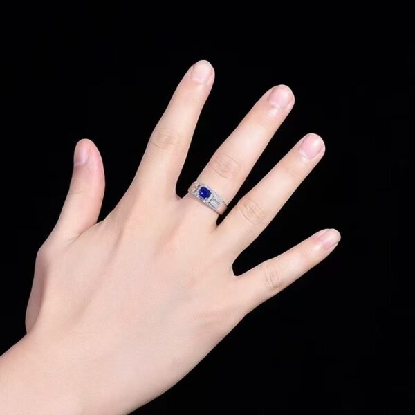 微信图片_202411230932195 Sgarit Fine Jewelry Manufacturer 18K White Gold Cushion Cut Myanmar 0.97Ct Natural Gemstone Royal Blue Sapphire Ring Jewellery For Man