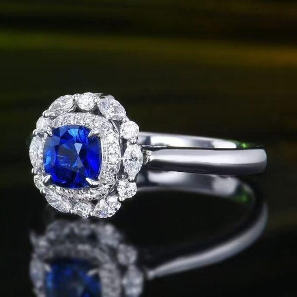 Sgarit Fine Jewelry Manufacturer 18K White Gold Pear Cut Sri Lanka 0.67Ct Natural Gemstone Royal Blue Sapphire Ring Jewellery
