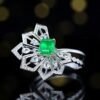 Sgarit Fine Jewelry Manufacturer 18K White Gold Emerald Cut Zambia 0.89Ct Natural Gemstone Green Emerald Ring Jewellery