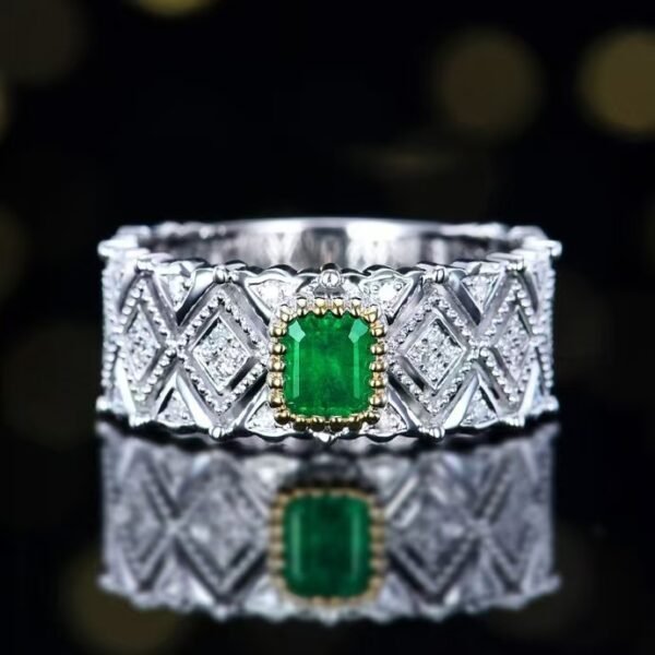 微信图片_20241123093619 Sgarit Fine Jewelry Manufacturer 18K White Gold Emerald Cut 0.7Ct Natural Gemstone Vivid Green Emerald Ring Jewellery