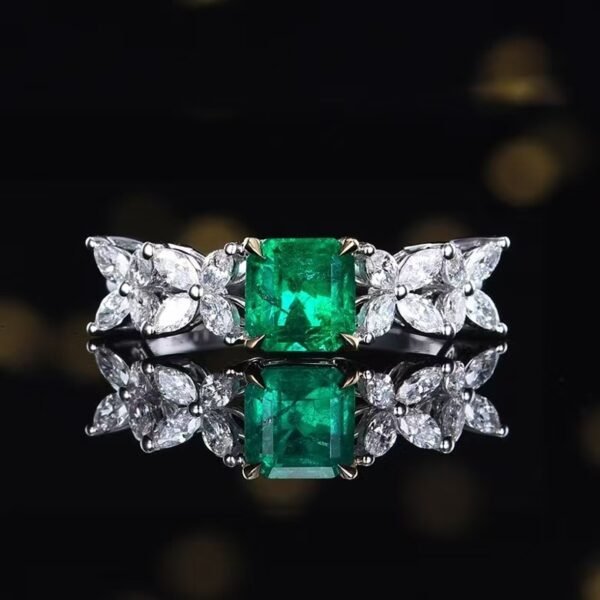 微信图片_20241123093634 Sgarit Fine Jewelry Manufacturer 18K White Gold Emerald Cut Vvg 1.15Ct Natural Gemstone Green Emerald Ring Jewellery