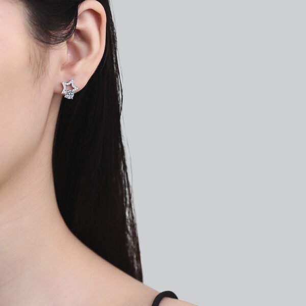 O1CN01fpi8ZI2Br8Kffx1j5_!!2212409298391-0-cib Sgarit Fashion Jewelry S925 Sterling Silver Round Brilliant Cut 1Ct Moissanite Star Earrings Classic Jewellery