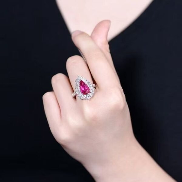 微信图片_20250424114403 SGRAIT Luxury 18k Gold Diamond Jewellery Ring 3.09ct Unheated Natural Pigeon Blood Red Ruby Ring with Diamonds Jewelry PT950
