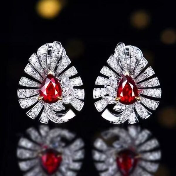 微信图片_20250424115126 SGARIT 18K Gold Jewelry 0.98ct Brilliant Pigeon Blood Red Ruby Ear Stud Respectively 0.43ct and 0.55ct With Diamond Jewellery