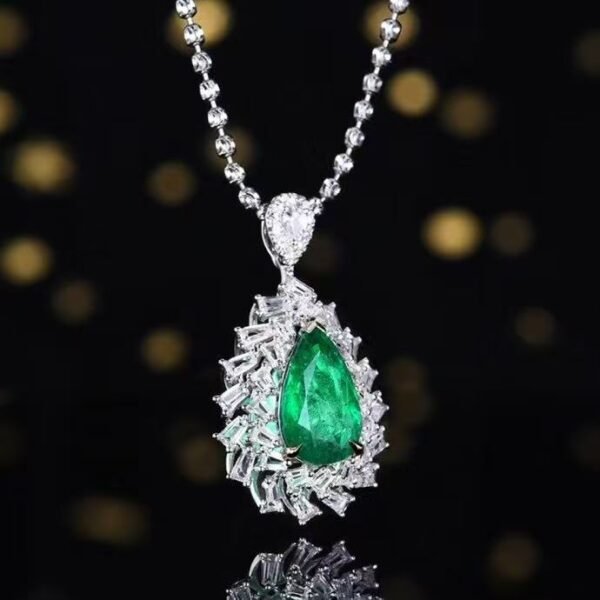 SGARIT Exquisite 18k Gold Jewelry 1.85ct Natural Emerald Pendant With 10 0.04ct Diamonds 33 1.243ct While SapphireJewellery