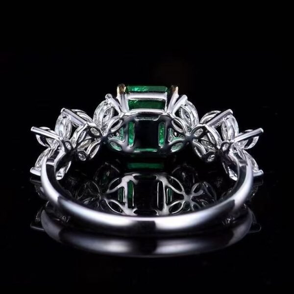 微信图片_20250425102225 Sgarit 18K White Gold 1.15ct Natural Emerald Ring Fine Jewelry for Women's Weddings and Parties Design Diamond Jewellery