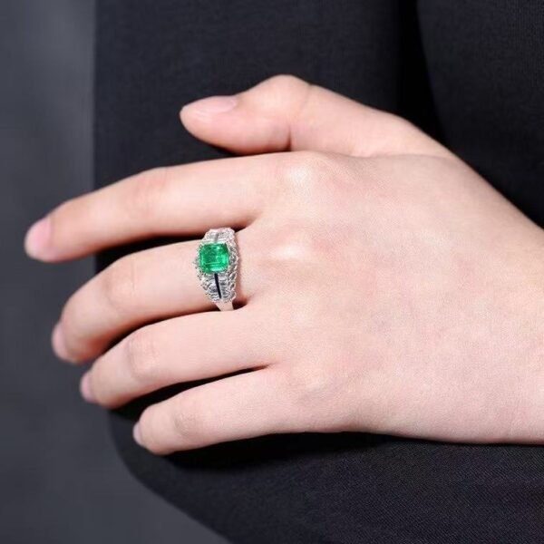 微信图片_20250425105653 Sgarit 18K White Gold 1.49ct Emerald Cut Natural Emerald Ring Fine Jewelry for Weddings and Parties Design Diamond Jewellery