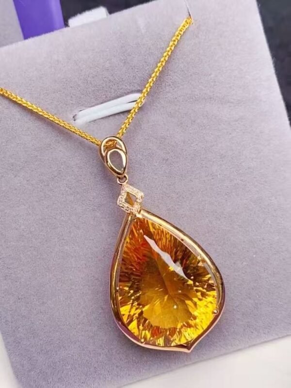 微信图片_20250425151304 SGARIT Exquisite 18k Gold Jewelry 21.2ct Pear Cut Natural Yellow Quartz Pendant for Women With Diamond Jewellery