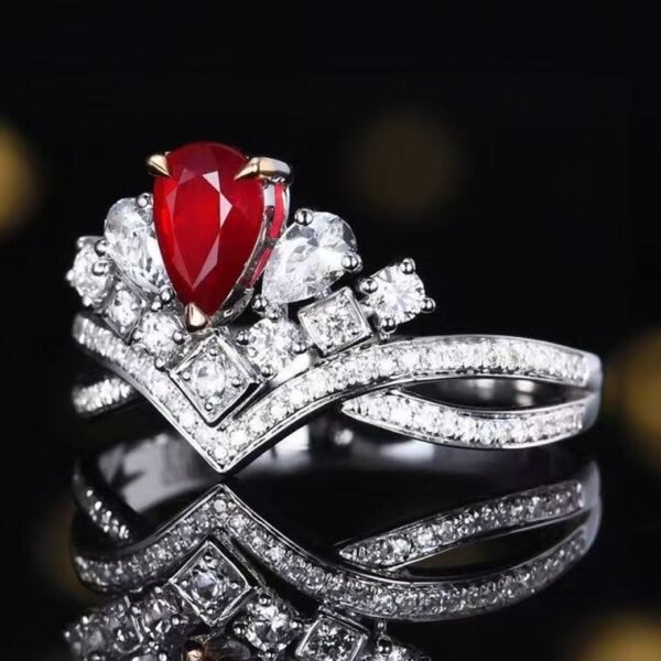 SGRAIT Luxury 18k Gold Jewellery 0.56ct Unheated Natural Pigeon Blood Red Ruby with Diamonds and Whlie Sapphire Jewelry Ring