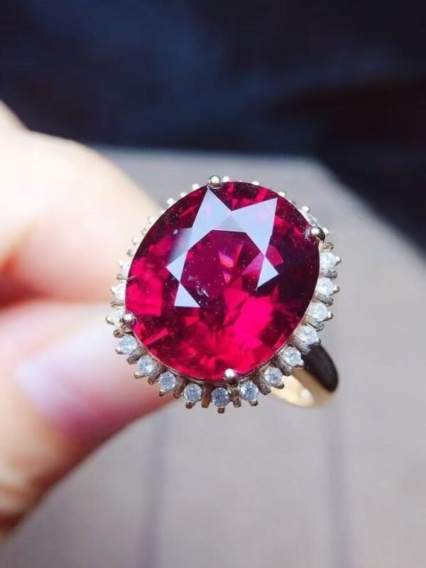SGRAIT Luxury 18k Gold Diamond Jewellery Oval Cut 9.55ct Garnet with 24p Diamonds Jewelry Ring for Wedding and Party