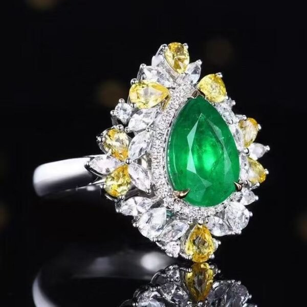 Sgarit 18K Gold Jewelry 2.97ct Pear Cut Natural Emerald Ring with 49p Diamonds 8p While Sapphire 9p Yellow Sapphire Jewellery