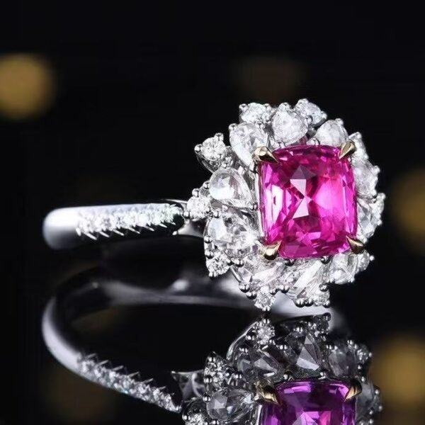 微信图片_20250429112720 SGRAIT PT950 Luxury 18k Gold Jewellery 1.5ct Cushion Cut Unheated Natural Pink Sapphire With 46p 0.56ct Diamonds Jewelry Ring
