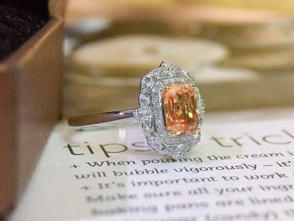 微信图片_20250430104624 SGRAIT Luxury 18k While Gold Jewellery 1.2ct Asscher Cut Orange Sapphire With 0.193ct Diamonds Jewelry Ring for Women