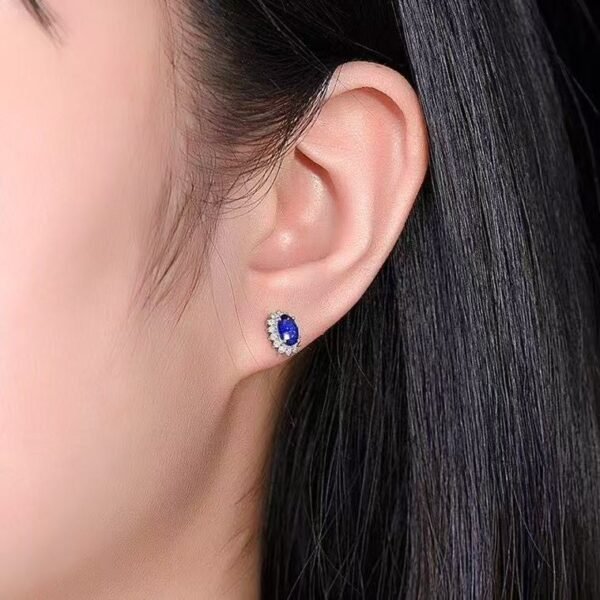 微信图片_20250505161822 Luncy Jewelry 18k Gold 0.99ct Oval Cut Natural Royal Blue Sapphire with Diamonds Jewellery Earrings for Gift to Women