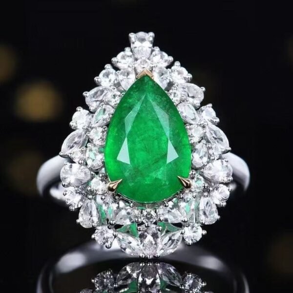 微信图片_20250513164331 SGARIT OEM Design Fine Jewelry 18k Gold 2.53ct Pear Cut Natural Emerald Ring with Diamonds Jewellery Have GRC for Women