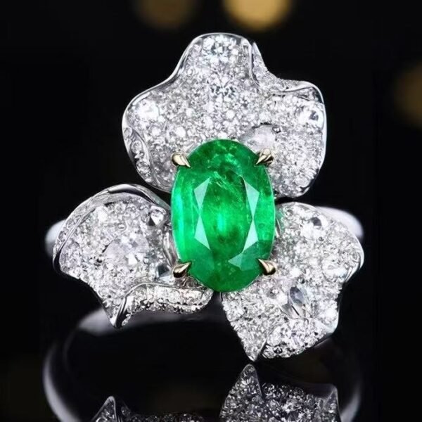SGARIT OEM Design Fine Jewelry GRC 18k While Gold 1.3ct Oval Cut Natural Emerald Ring with Diamonds Jewellery for Women